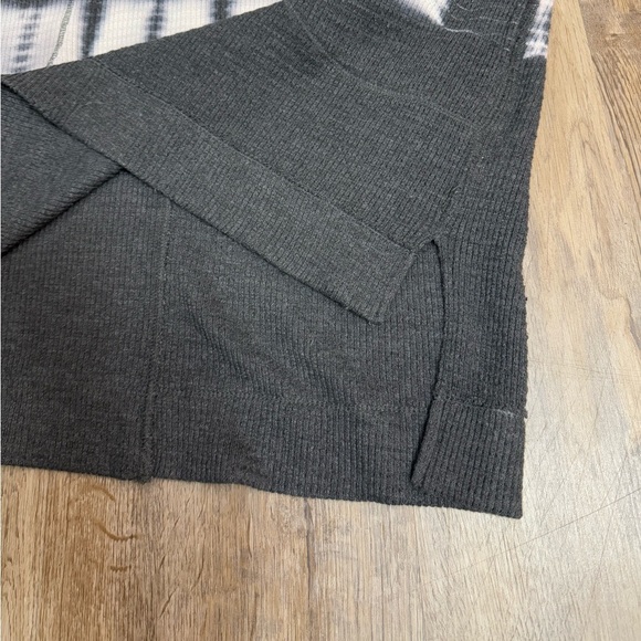 We The Free Black and White Tunic Top - Picture 8 of 11